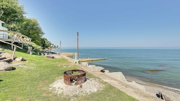 Cottage (2 Bedrooms) | Interior