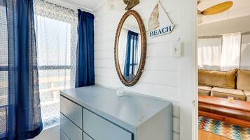 Cottage (2 Bedrooms) | Interior