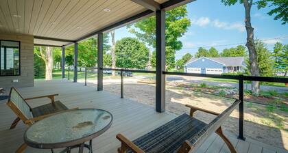 Spacious Michigan Home ~ 6 Mi to Boyne Mountain!