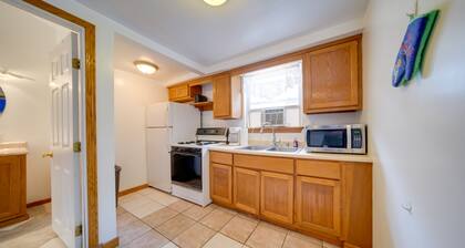 Pet-friendly Lake Erie Cottage - Walk to the Water