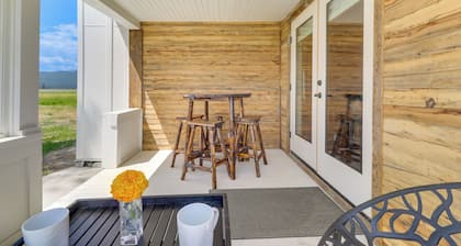 Remodeled Kalispell Farmhouse w/ Mountain Views