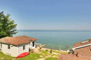 Interior - Lakefront Geneva Vacation Rental - Walk to Strip! (Geneva)