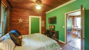 House (1 Bedroom) | Interior