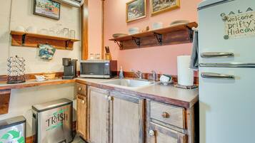 Apartment (0 Bedroom) | Bahagian dalam