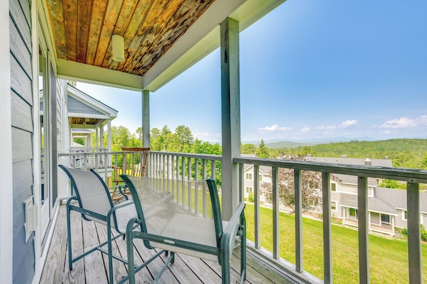 Apartment (3 Bedrooms) | Property grounds - Burke Mountain Vacation Rental: Ski-in/ski-out! (East Burke)