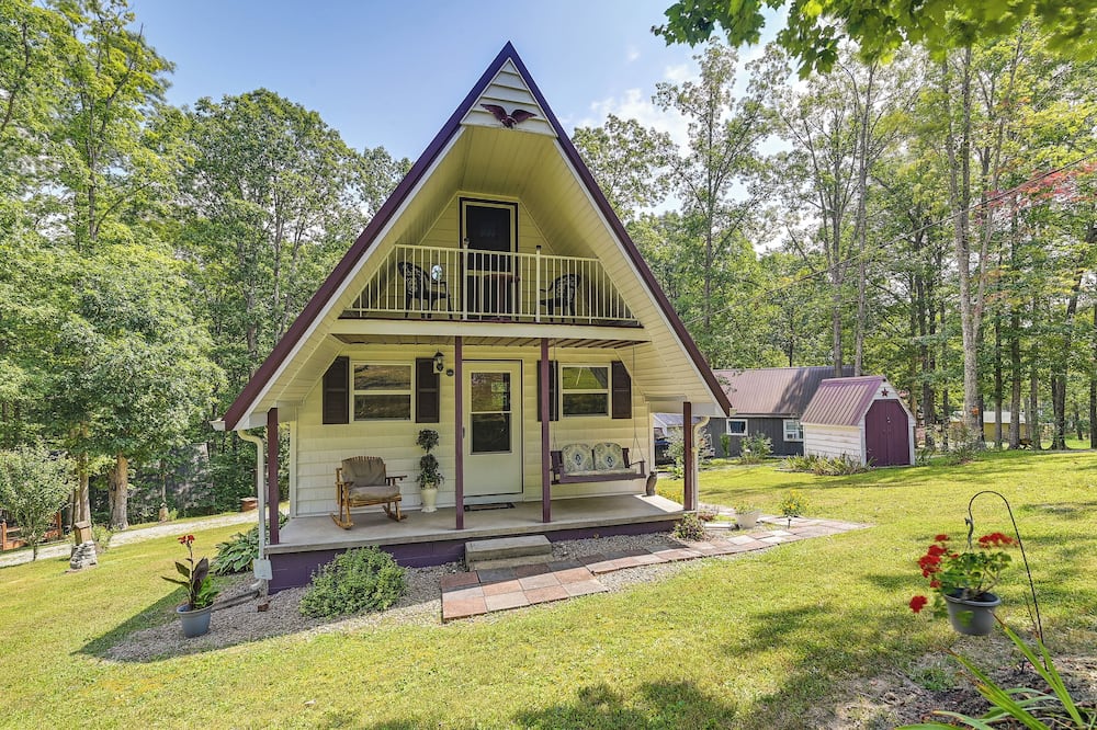 Dog-friendly Home Rental ~ 5 Mi to Cave Run Lake! - Wrigley, KY