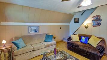 Cottage (2 Bedrooms) | Interior