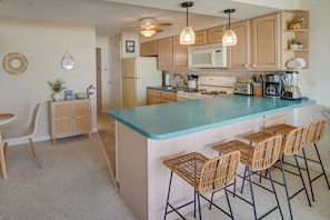 Apartment (3 Bedrooms) | Interior - Charming Brigantine Condo Rental: Steps to Beach! (Brigantine)