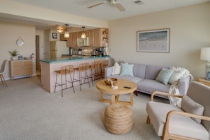 Apartment (3 Bedrooms) | Interior - Charming Brigantine Condo Rental: Steps to Beach! (Brigantine)