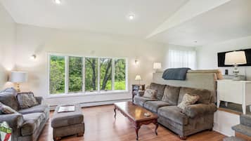 Rumah (3 Bedrooms) | Interior