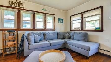 Cottage (2 Bedrooms) | Interior