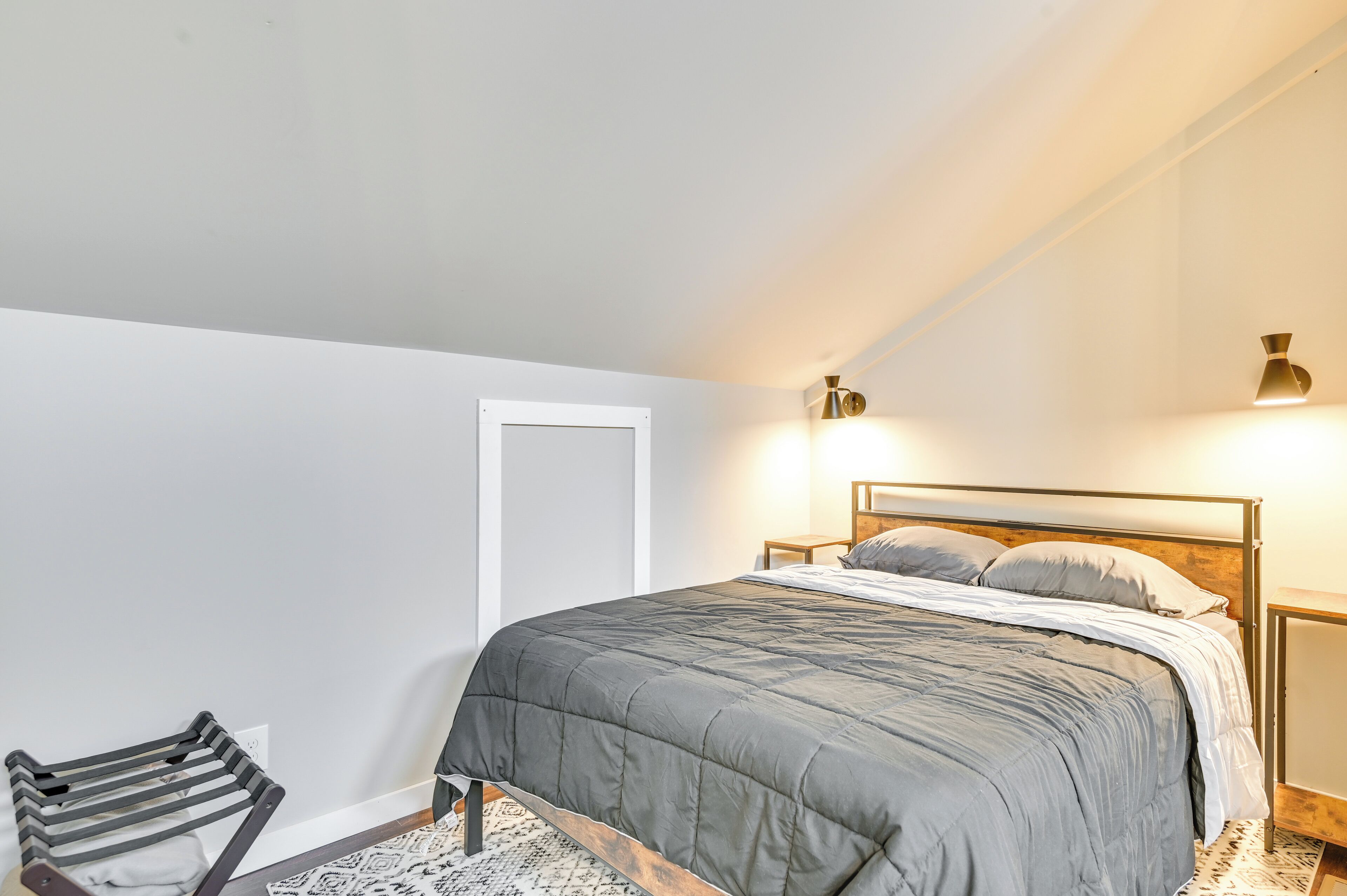 Apartment (0 Bedroom) | Interior