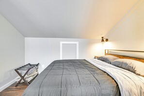 Apartment (0 Bedroom) | Interior