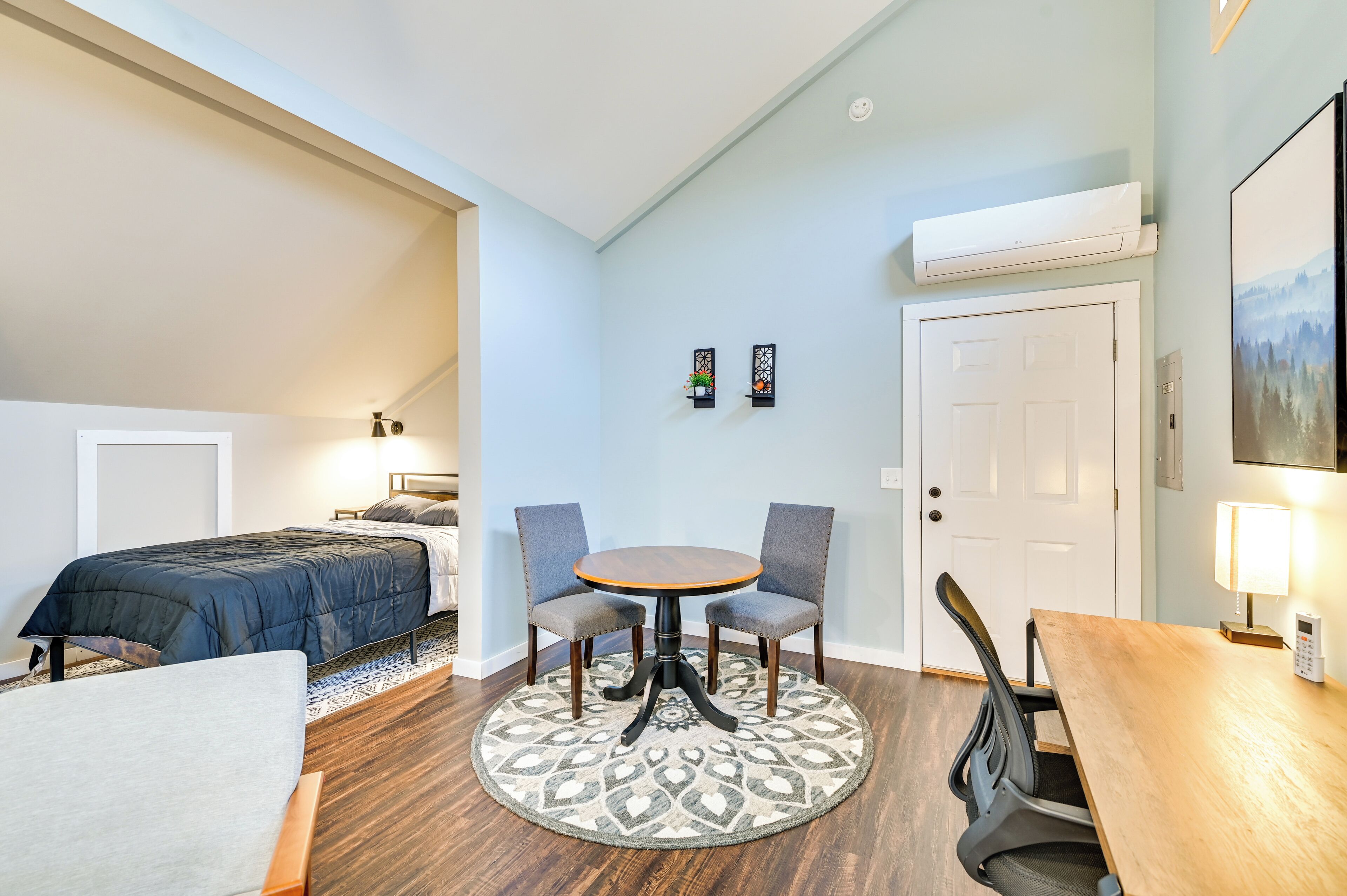 Apartment (0 Bedroom) | Interior