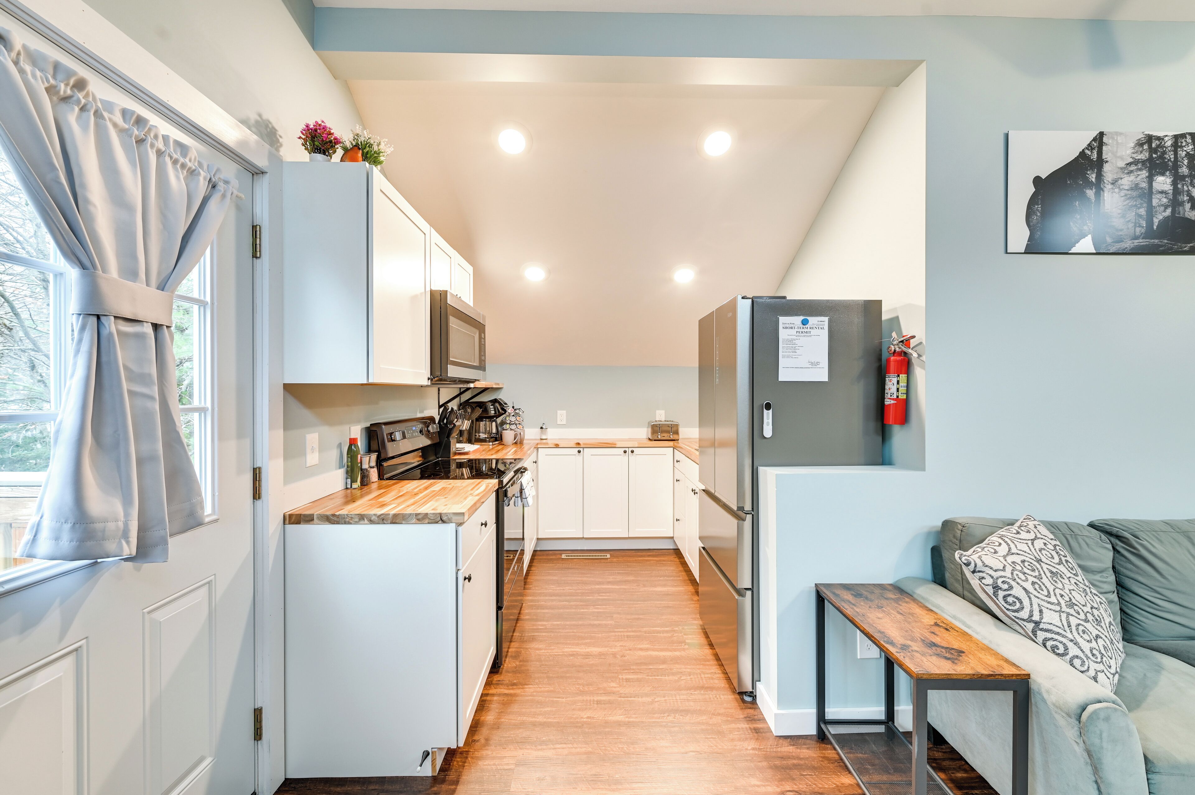 Apartment (0 Bedroom) | Interior