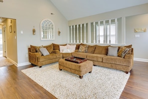 Front of property - Brigantine Getaway: Walk to the Beach! (Brigantine)