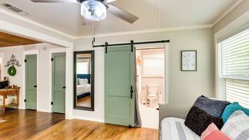 Nhà (2 Bedrooms) | Nội thất