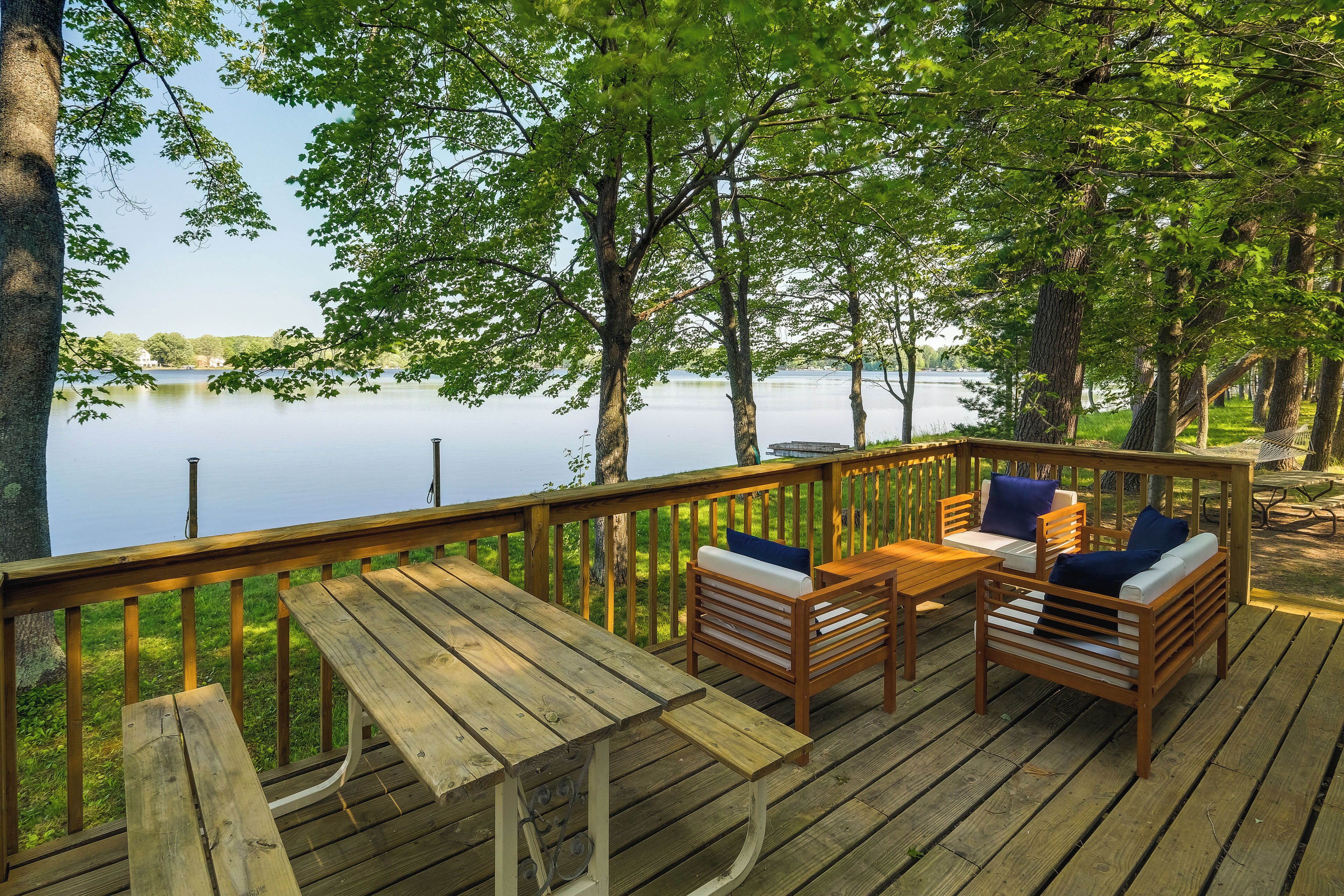 Cottage (2 Bedrooms) | Outdoor dining