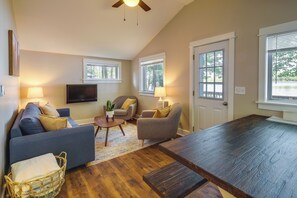 Cottage (2 Bedrooms) | Bahagian dalam