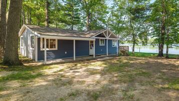 Cottage (2 Bedrooms) | Interior