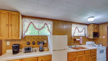 Cottage (2 Bedrooms) | Interior