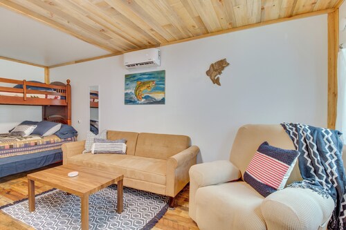 Norfork Studio Cabin: Fishing, Kayaking & More!