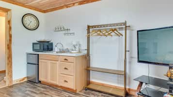 Apartment (0 Bedroom) | Interior