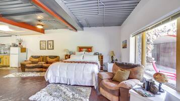 Apartment (0 Bedroom) | Interior