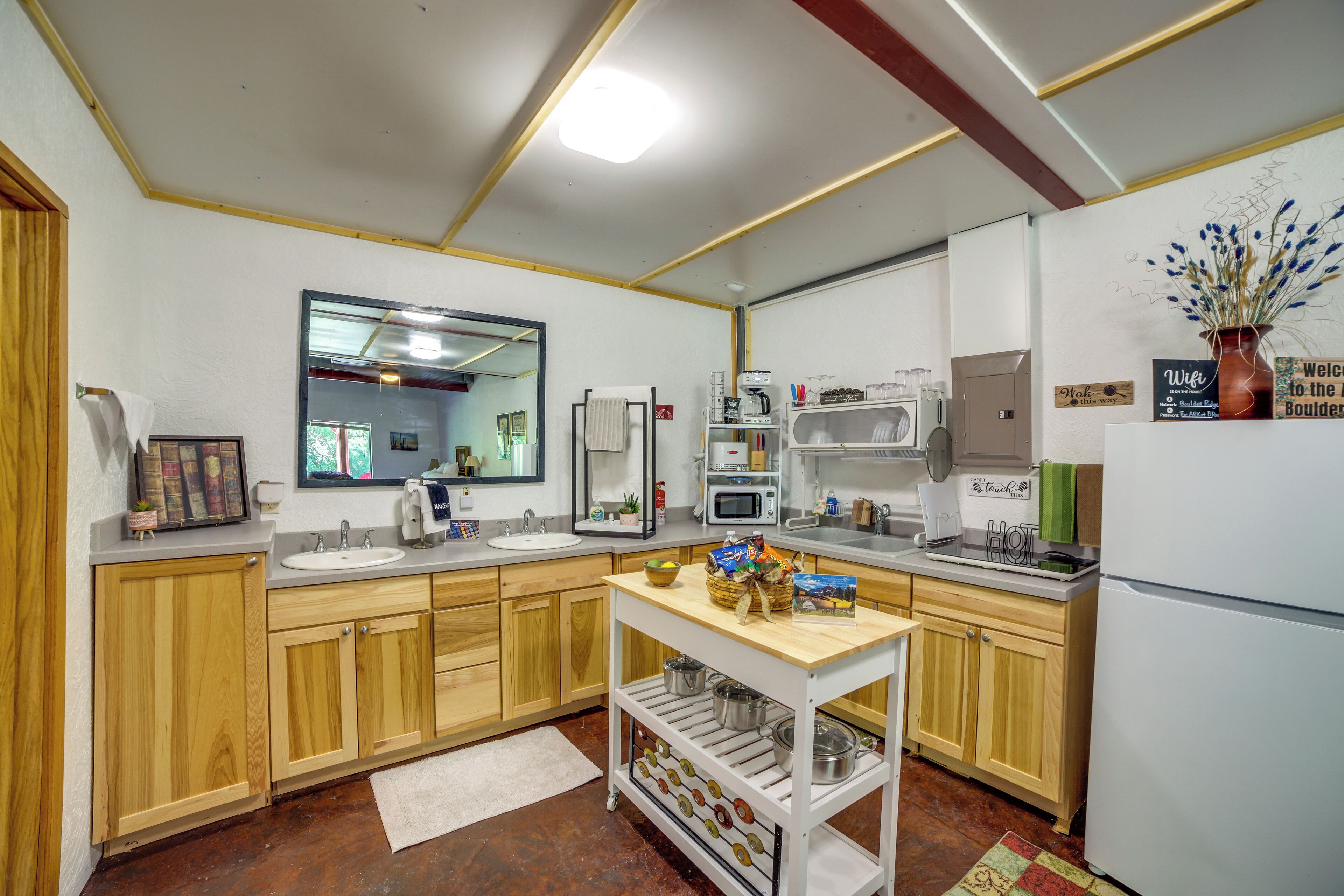 Apartment (0 Bedroom) | Interior