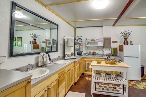 Cozy Great Falls Studio on the Missouri River!