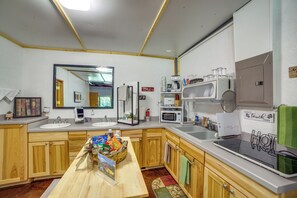 Apartment (0 Bedroom) | Interior - Cozy Great Falls Studio on the Missouri River! (Great Falls)