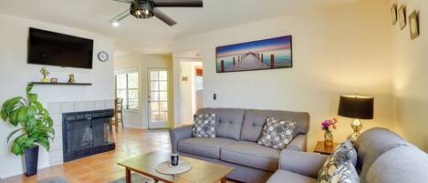 Apartment (2 Bedrooms) | Front of property