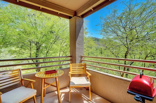 Tucson Oasis: Heated Pool, Tennis Court, Hiking!