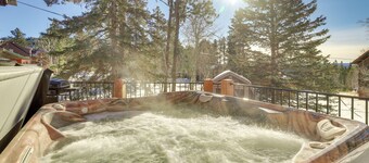 Cozy Lead Cabin w/ Deck < 1 Mi to Ski Slopes!