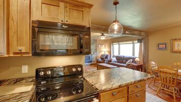 Nhà (3 Bedrooms) | Nội thất