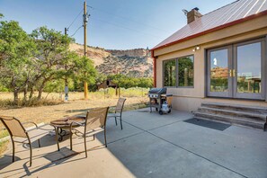 House (3 Bedrooms) | Interior - Colorado Nat'l Monument Views: Western Slope Cabin (Glade Park)