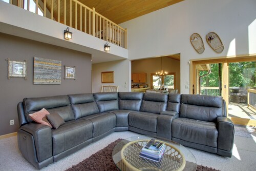 Lakefront Brainerd Cabin w/ Fireplace!