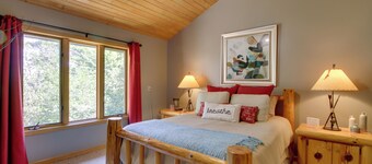 Lakefront Brainerd Cabin w/ Fireplace!