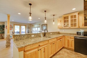 Interior - Hot Tub + Golf Course Views: Luxe Sturgis Home! (Sturgis)