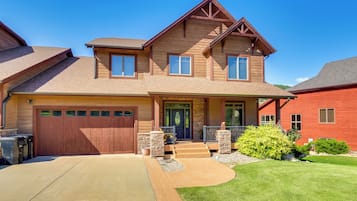 House (5 Bedrooms) | Interior