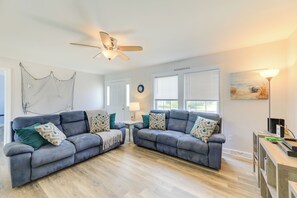 House (3 Bedrooms) | Interior - Coastal Emerald Isle Retreat w/ Deck & Grill! (Emerald Isle)