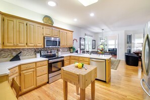 House (4 Bedrooms) | Interior - Hot Springs Village Golf Getaway w/ Deck! (Hot Springs Village)