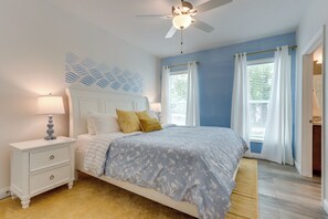 House (3 Bedrooms) | Interior - Private Dock + Fire Pit: Lake of the Ozarks Home! (Stover)