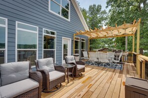 House (3 Bedrooms) | Interior - Private Dock + Fire Pit: Lake of the Ozarks Home! (Stover)