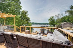 Front of property - Private Dock + Fire Pit: Lake of the Ozarks Home! (Stover)
