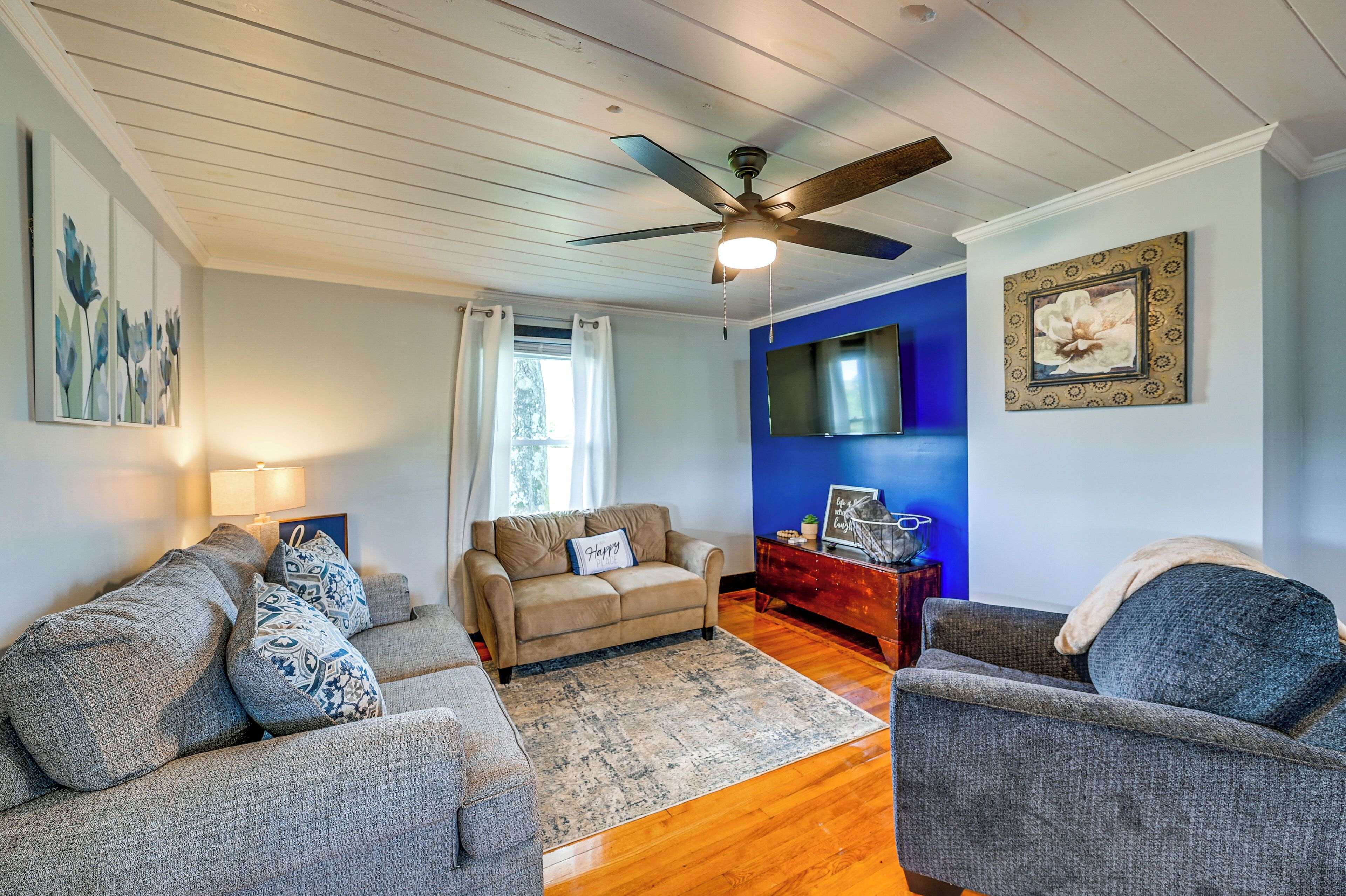 House (2 Bedrooms) | Interior