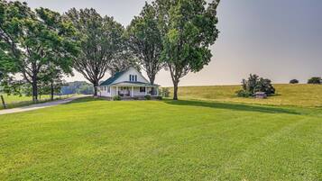 House (2 Bedrooms) | Front of property
