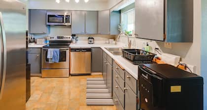 3 Mi to Pioneer Park & University: Spacious Home!
