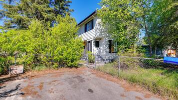 Apartment (0 Bedroom) | Interior