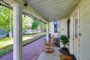 Apartment (0 Bedroom) | Interior - 5 Mi to Museum of the North: Studio w/ Yard! (Fairbanks)